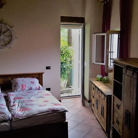 Casa vacanze Beach House Lago Maggiore Brezzo